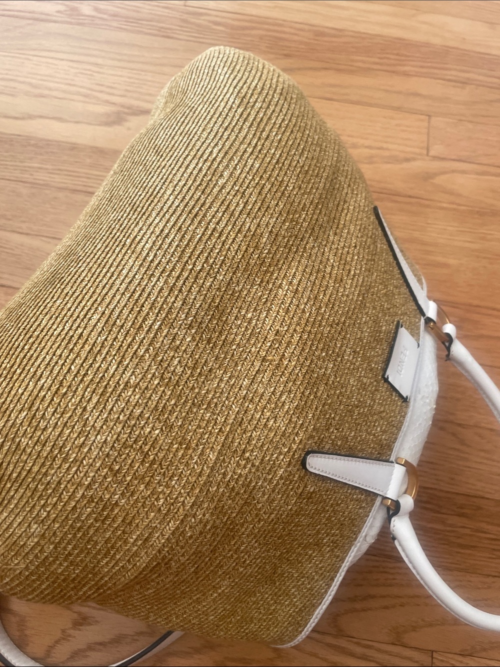 Fendi White & Tan Tote Authentic - Picture 15 of 15